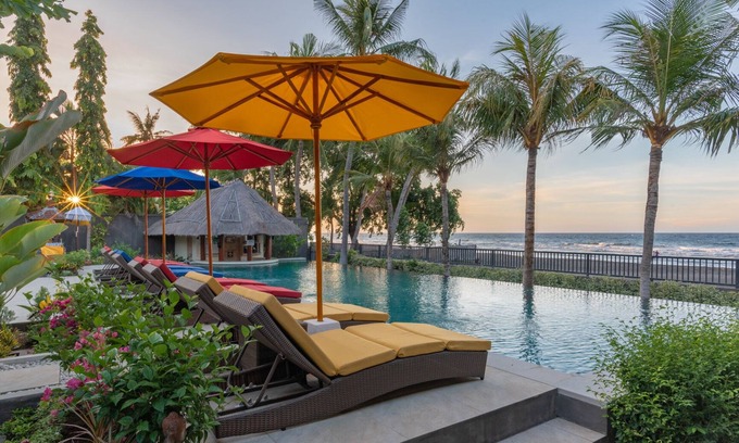 Dencarik Resort | Relax at In Balance Resort - Pool View Villa Retreat