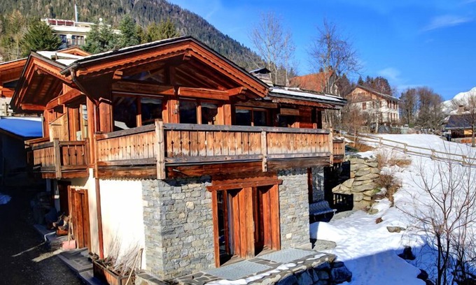 Chamonix City Centre Ski Chalet | Elegant Chalet in Chamonix with Mont Blanc Views