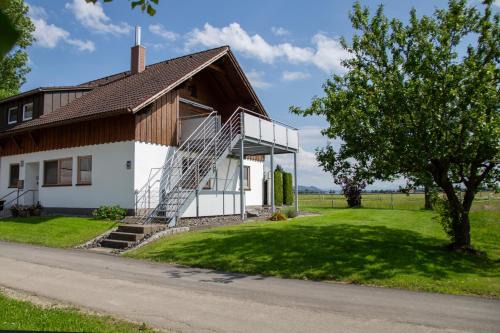 Herlazhofen Apartment | Family-Friendly Escape at In den Wiesen - 10/10 Rated Stay
