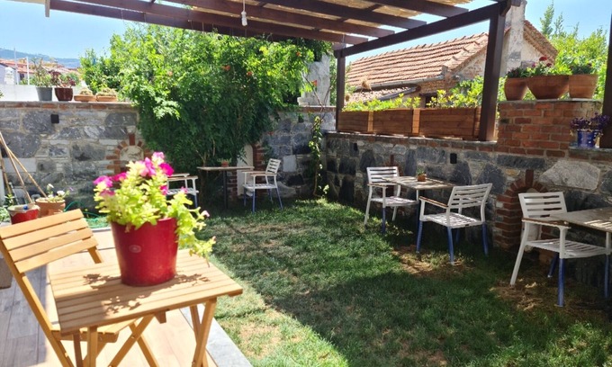 Selcuk Hotel | Discover Ephesus Otel: Art, Breakfast & Family-Friendly Fun