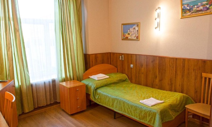 Mozhaysky District Hotel | Discover Comfort at In Kuntsevo with Pool & Hot Tub