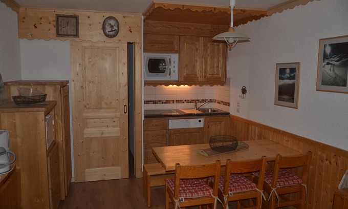 Meribel-Mottaret Apartment | Comfortable 2-Room Apartment in Méribel Mottaret - Rated 9.8