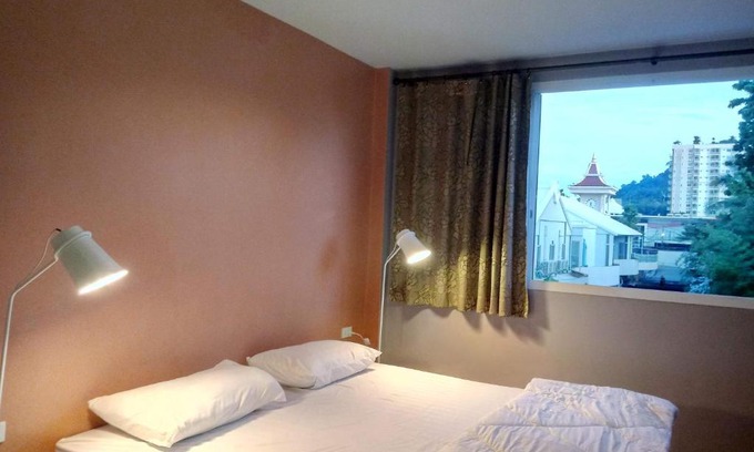 Talat Yai House | Budget-Friendly Retreat at In Phuket House – Rated 7.5/10