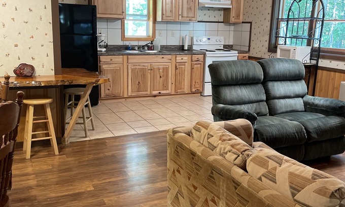 South Casco Cabin | Explore the Scenic Beauty of Sebago Lake Area Getaways