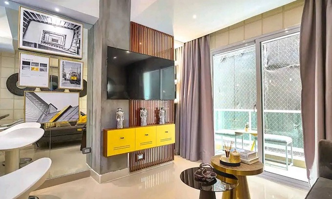 Downtown Santo Domingo House | Modern City Center Apartment with Pool & Gym Access