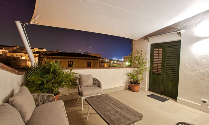 Castellammare Vucciria House | Serene Stay in the Heart of Old Town with Ocean Views