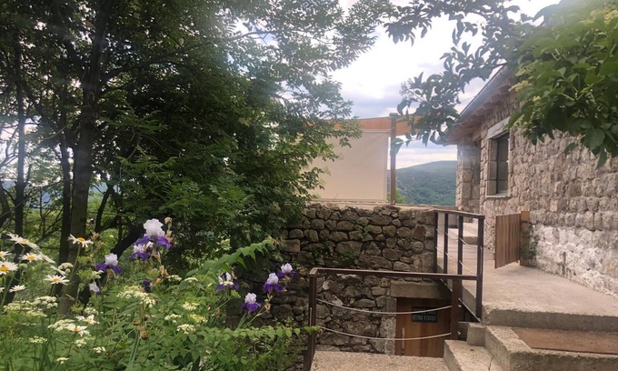 Labastide-sur-Besorgues House | Nature's Retreat: Guest Rated 10/10 with Family-Friendly Amenities