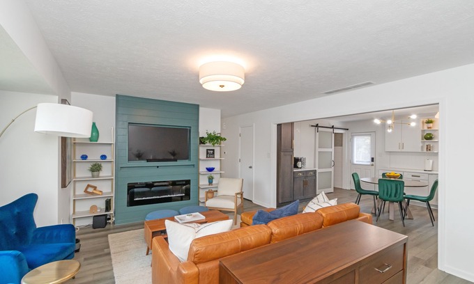 Carmel House | Pet-Friendly Retreat in Downtown Carmel with Top-Rated Amenities