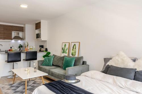 Centro Apartment | In the heart of Montevideo - Modern and comfortable!