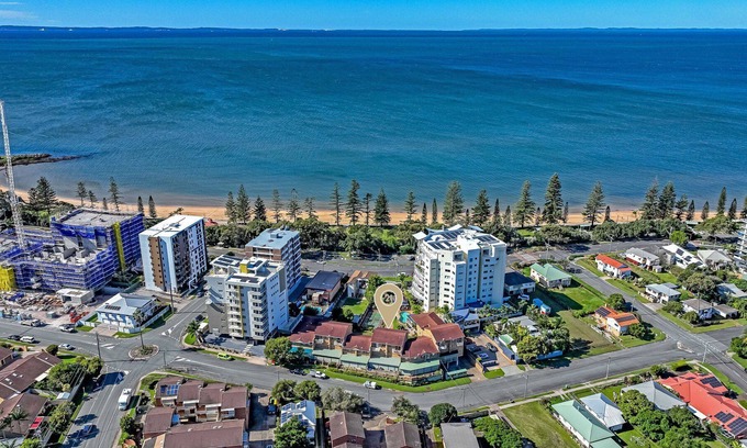 Redcliffe Apartment | IN THE HEART OF REDCLIFFE WITH EXTRAS