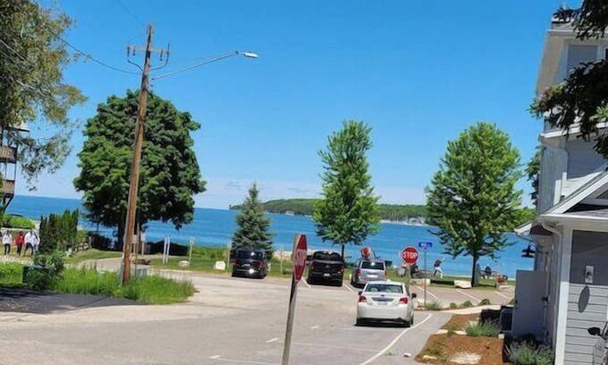 Sister Bay House | Experience Sister Bay: Oceanfront Retreat with Top Reviews