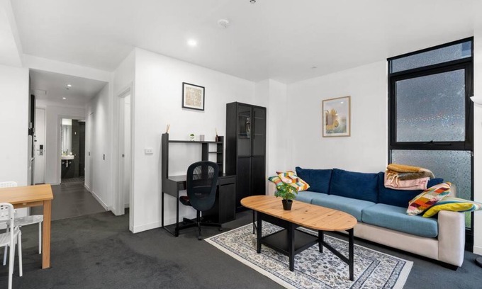 South Yarra Apartment | Discover Comfort in the Heart of South Yarra