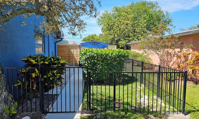 Stuart House | Experience Coastal Comfort Near Beaches in Stuart