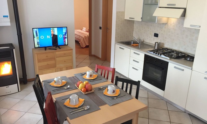 Spormaggiore Apartment | Relaxation and Scenic Views in the Dolomites Near Molveno