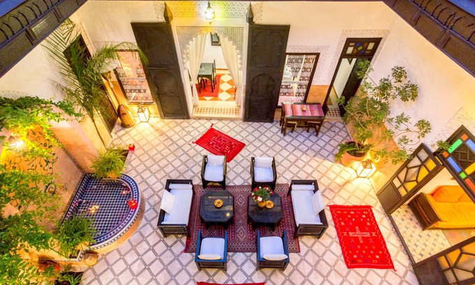 Medina Hotel | Discover the Medina of Marrakech with Pool and Breakfast