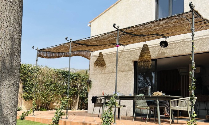 Gemenos Villa | Explore the Heart of Gémenos Near Beautiful Cassis