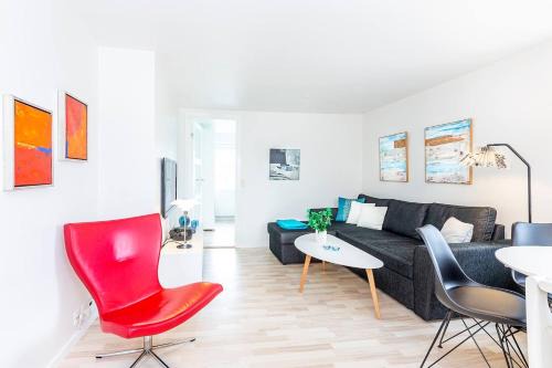 Torshavn Apartment | Discover Central Tórshavn with Family-Friendly Amenities