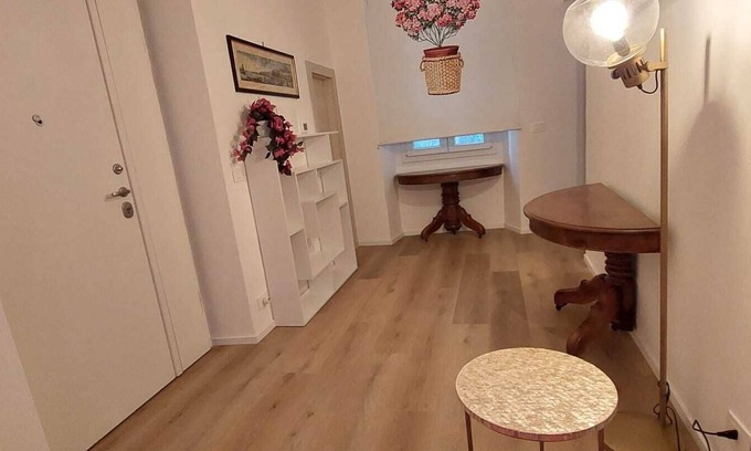 Genoa Historical Centre House | Historic Hotel Steps from V. Garibaldi with Spa & Hot Tub