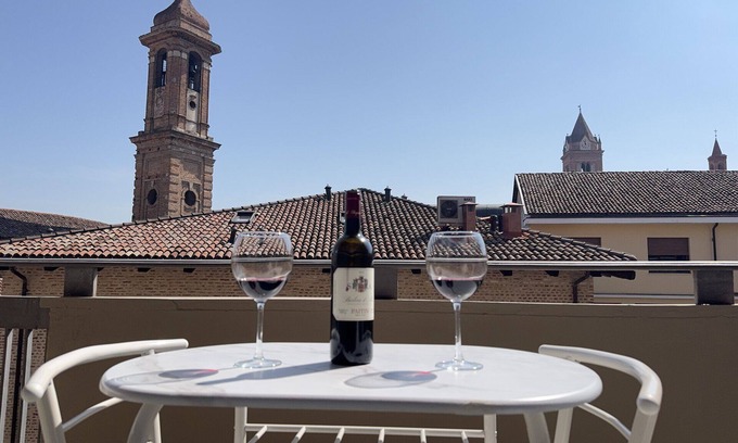 Langhe and Roero House | In the Historic Centre, with a View of the Towers