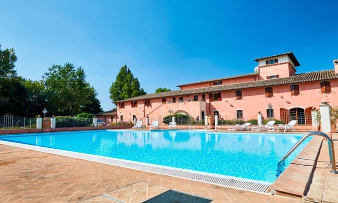 Uncinano Other | Explore Appartamento Zaffiro: Family-Friendly with Pool & Spa