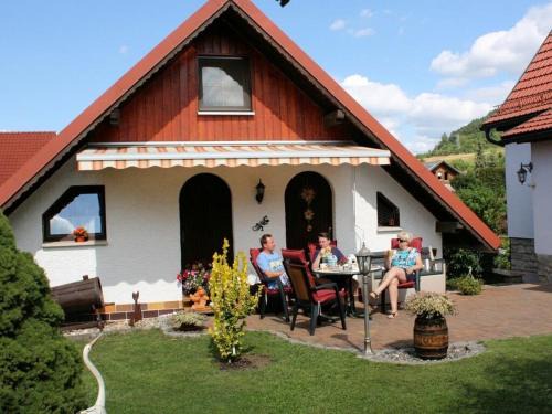 Bachfeld House | Discover Family-Friendly Comfort at Oertel Holiday Home