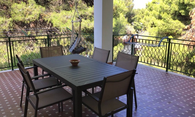 Vico del Gargano Apartment | Serene Retreat in Pine Forest by the Ocean - 10/10 Rating