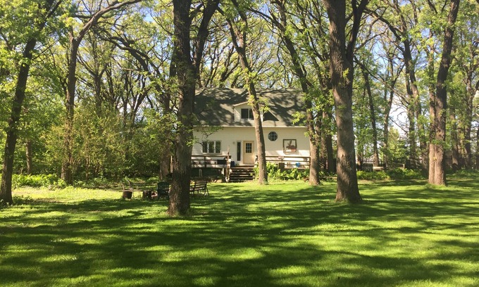 Clear Lake House | Explore In-Town Moose Haus Lodge: Pet-Friendly Retreat