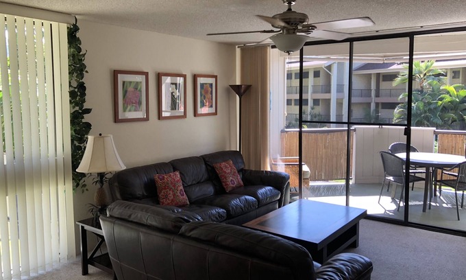 Historic Kailua Village Condo | Ocean View Retreat Steps from Beach, Shops & Dining