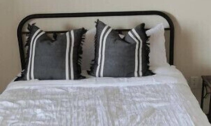 Temple Apartment | Discover In Town Vibes: Family-Friendly Hotel Experience