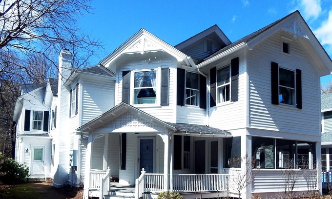 Stockbridge House | Exceptional In-Town Victorian House with Beach Rights & Skiing