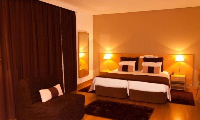 Costa de Caparica Hotel | Discover INATEL Caparica: Family-Friendly with Pool & Spa