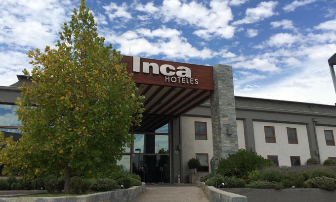 Los Andes Hotel | Inca Hoteles: Family-Friendly Stay with Pool & Breakfast