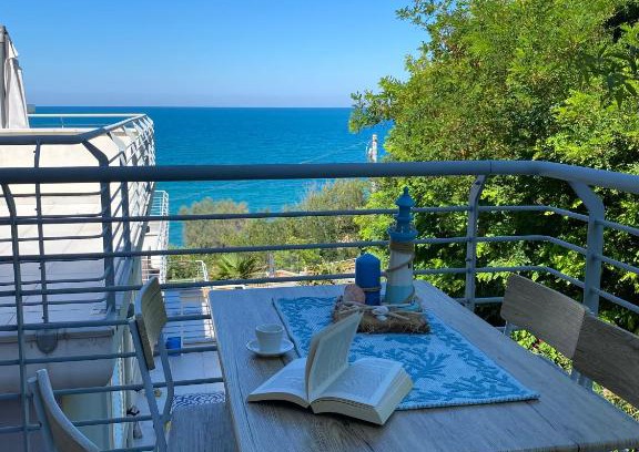 Marina di San Vito House | Enchanting Stay on the Scenic Costa dei Trabocchi