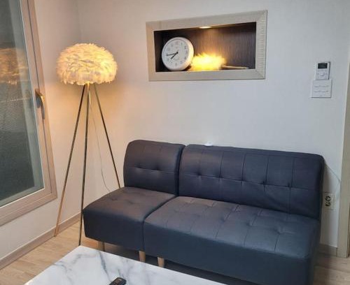 Michuhol-gu Apartment | Incheon Sungeuidong happy stay for 10 pax
