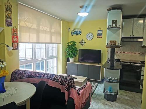 Cee Apartment | Family-Friendly Retreat at Apartamento Estrela 14