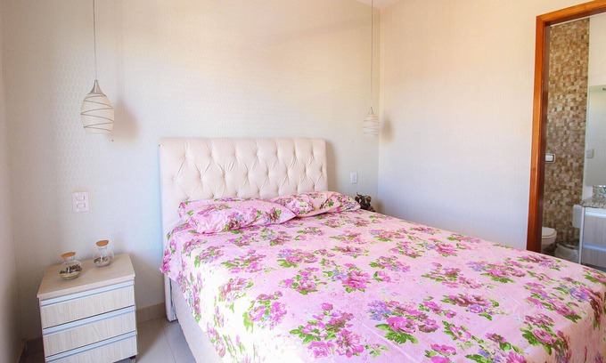 Santa Monica Apartment | Prime Location Apartment with Spa & Breakfast in Uberlândia