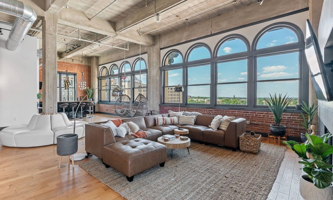 Downtown West House | Incredible 2 story city penthouse with rooftop pool, hot tub & views!