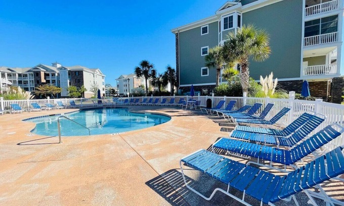 Central Myrtle Beach Apartment | Incredible 2BR condo in the center of MB