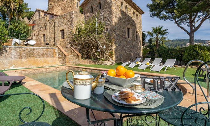 Santa Susanna House | INCREDIBLE CAN XIRAU LUX CASTLE, WITH POOL, A/C AND A FEW MINUTES FROM WHITE SAND BEACHES
