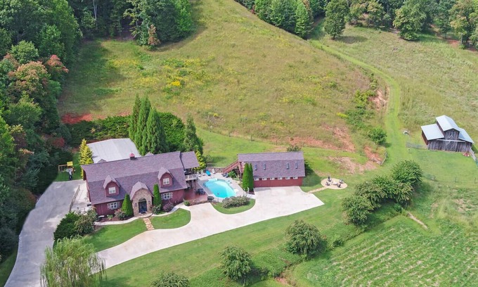 Cleveland Other | Idyllic Farmhouse Retreat with Private Pool & Scenic Views