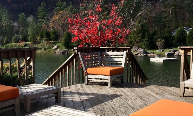 Chichester House | Inviting Lake House with Mountain Views & Pool Access