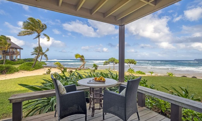 Wainiha Condo | Oceanfront Escape: Steps to Sand with Amazing Amenities