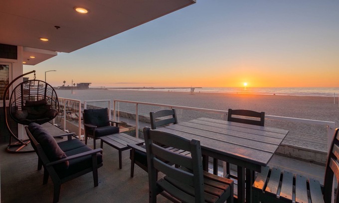 South Mission Beach Condo | Oceanfront Retreat: New Construction with Spectacular Views