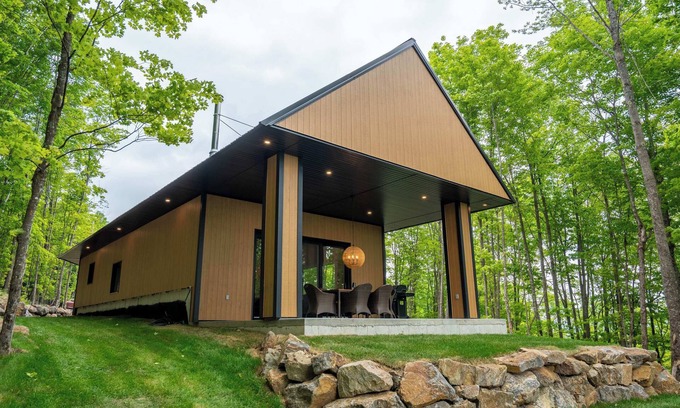 Cheneville Ski Chalet | Incredible view, Pool table - Horizon sur le lac
