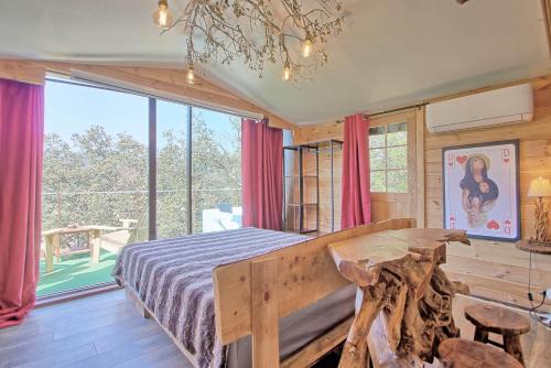 Sollies-Toucas Ski Chalet | Serene Treehouse Retreat with Spa & Panoramic Views