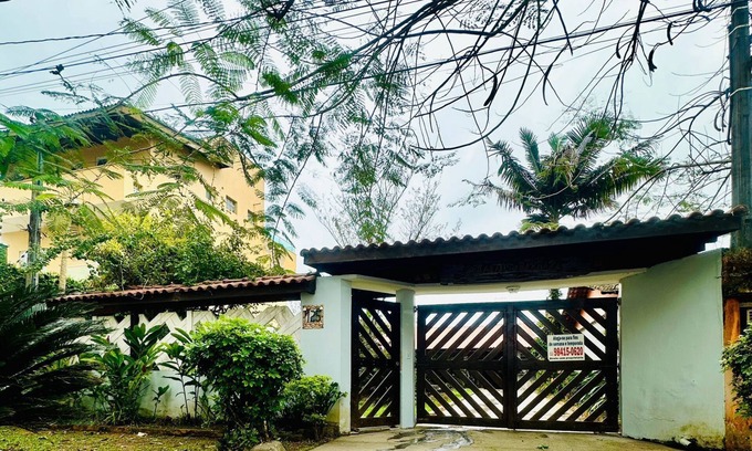 Indaia House | Indaia BERTIOGA: Celebrate Carnival with Ocean Views!