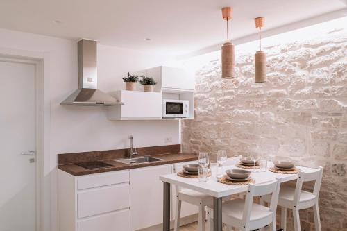 Molfetta Apartment | Oceanfront Guest House INDE Á LA TERRE: Rated 9.7/10