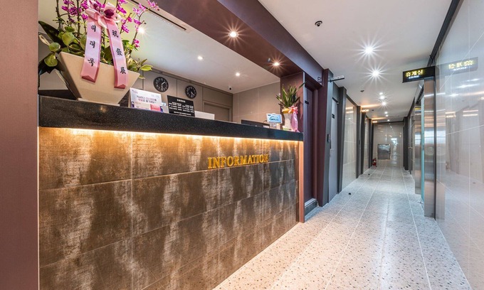 Anyang Hotel | Eco-Friendly Indeokwon SKY: Family Comfort Awaits