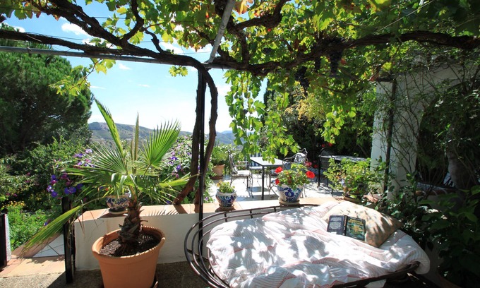 Salares House | Tranquil Finca Retreat Amid Andalusian Mountains