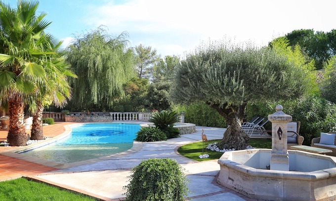 Langlade House | Rated 10/10: Oceanfront Cottage Val D'amour with Pool